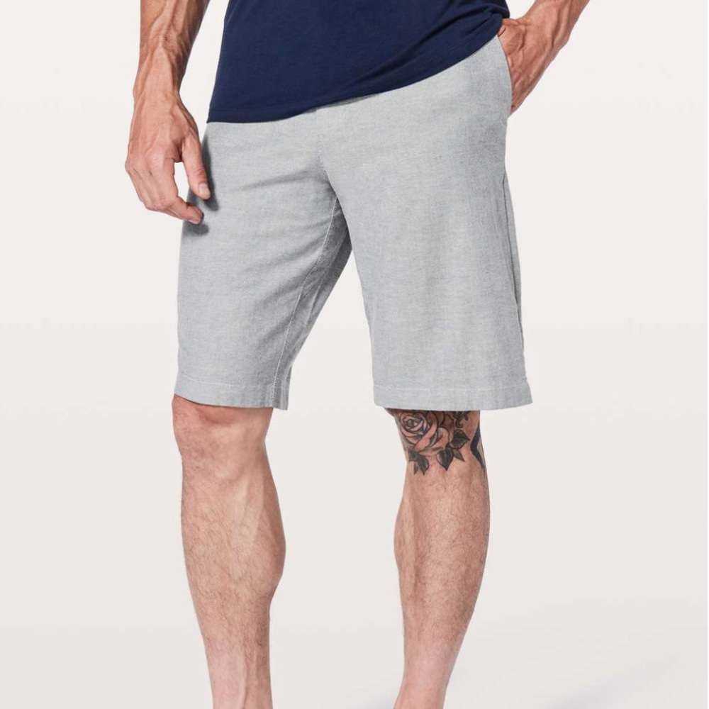 Lululemon Commission Short Relaxed *Qwick Oxford 11"